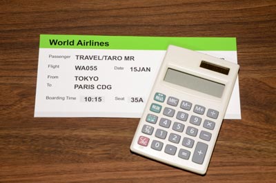航空券と電卓